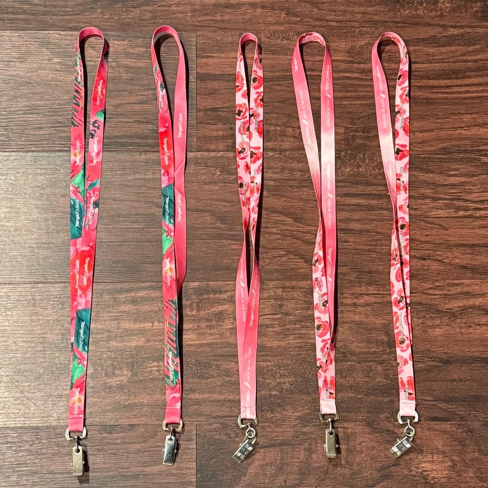 🔸Tanger Floral Lanyards🔸BOGO FREE🔸